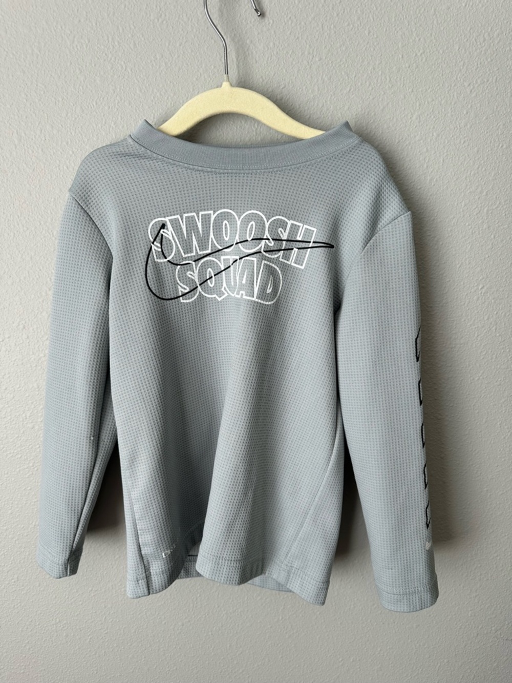 Nike Light Gray 'Swoosh Squad' Long Sleeve Pullover Boys 5